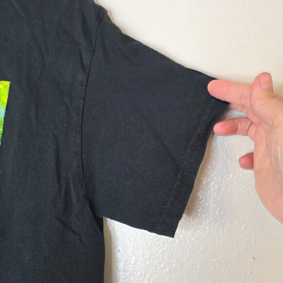 Halloween Black Michael Myers Monet Bridge Graphic Tee Size Medium - Picture 3 of 7